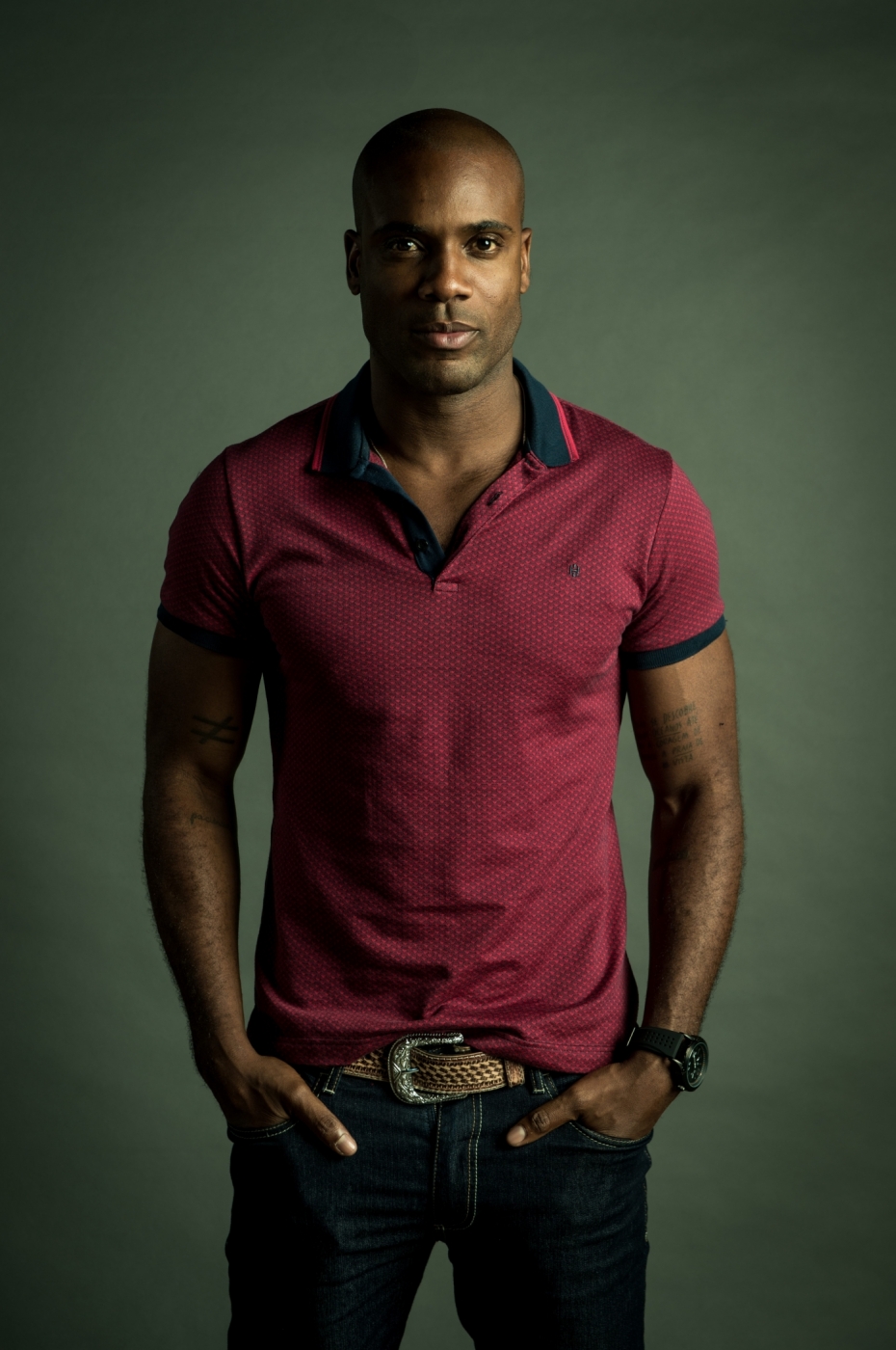 Cido (Rafael Zulu) da novela 'O Outro Lado do Para&iacute;so' 