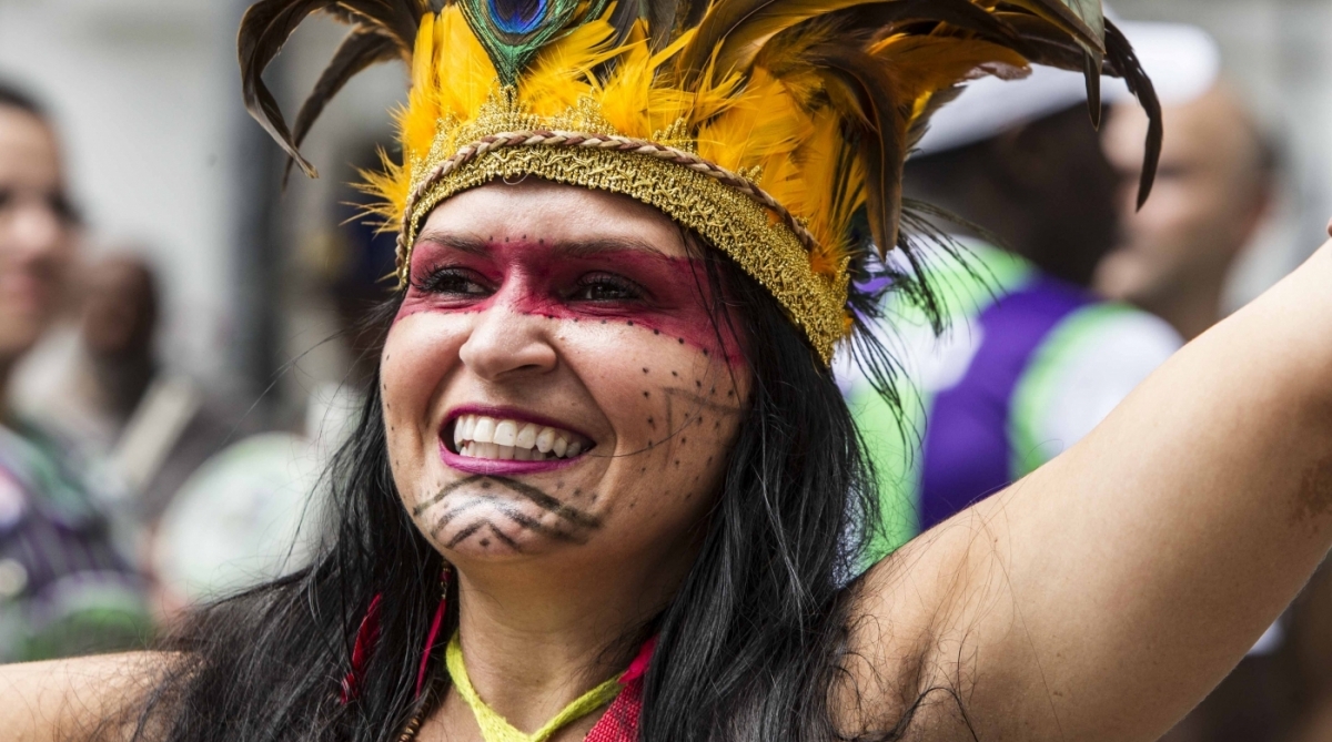 07/01/2018 - Encontro dos blocos na abertura do carnaval nao oficial do Rio de janeiro na praca XV. India Veronica Caldez.