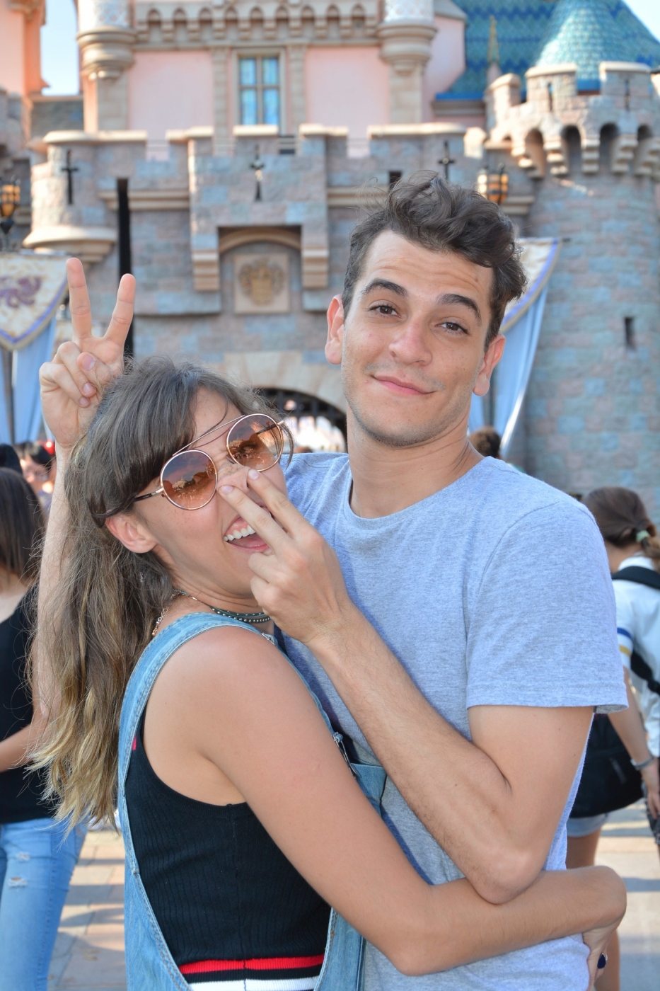 Thati Lopes e Vitor Lamoglia