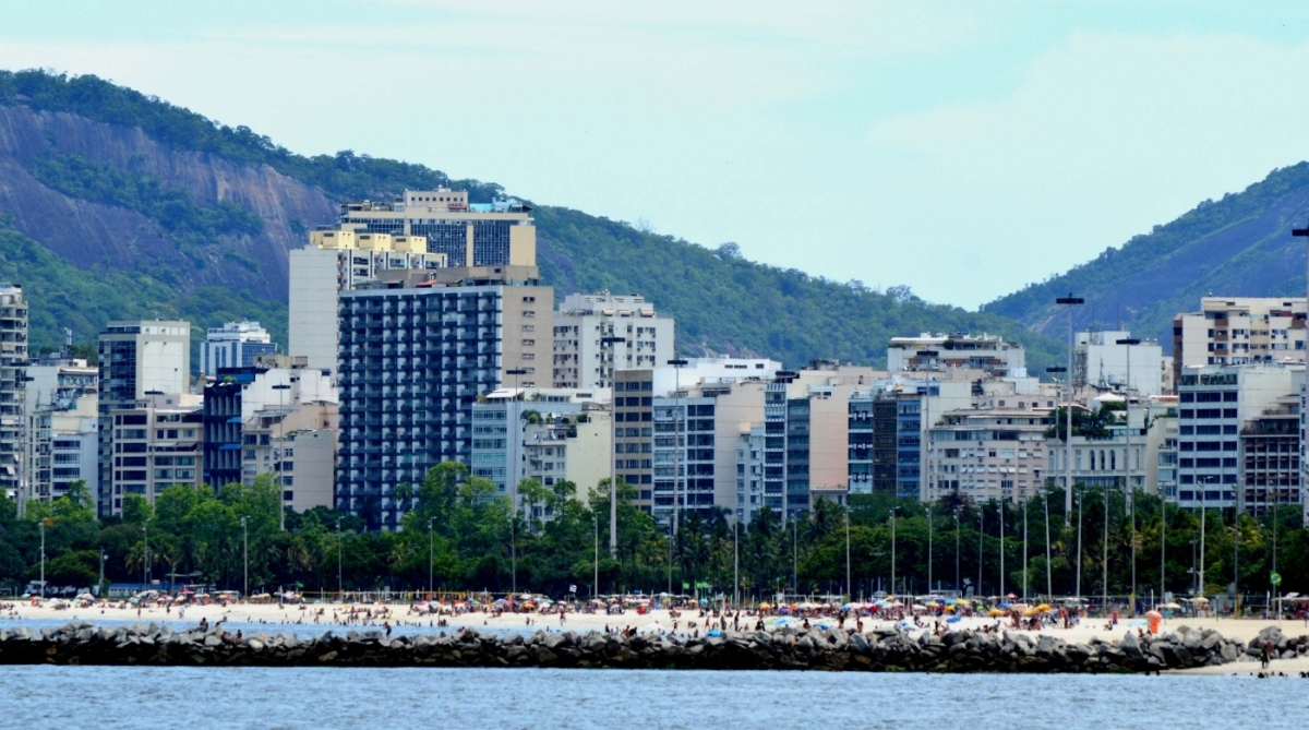2018-01-11 - AG&Ecirc;NCIA DE NOT&icirc;CIA - PARCEIRO - Rio tem dia de sol e calor nesta quinta-feira (11). A foto &eacute; da Marina da Gl&oacute;ria, na Zona Sul da cidade