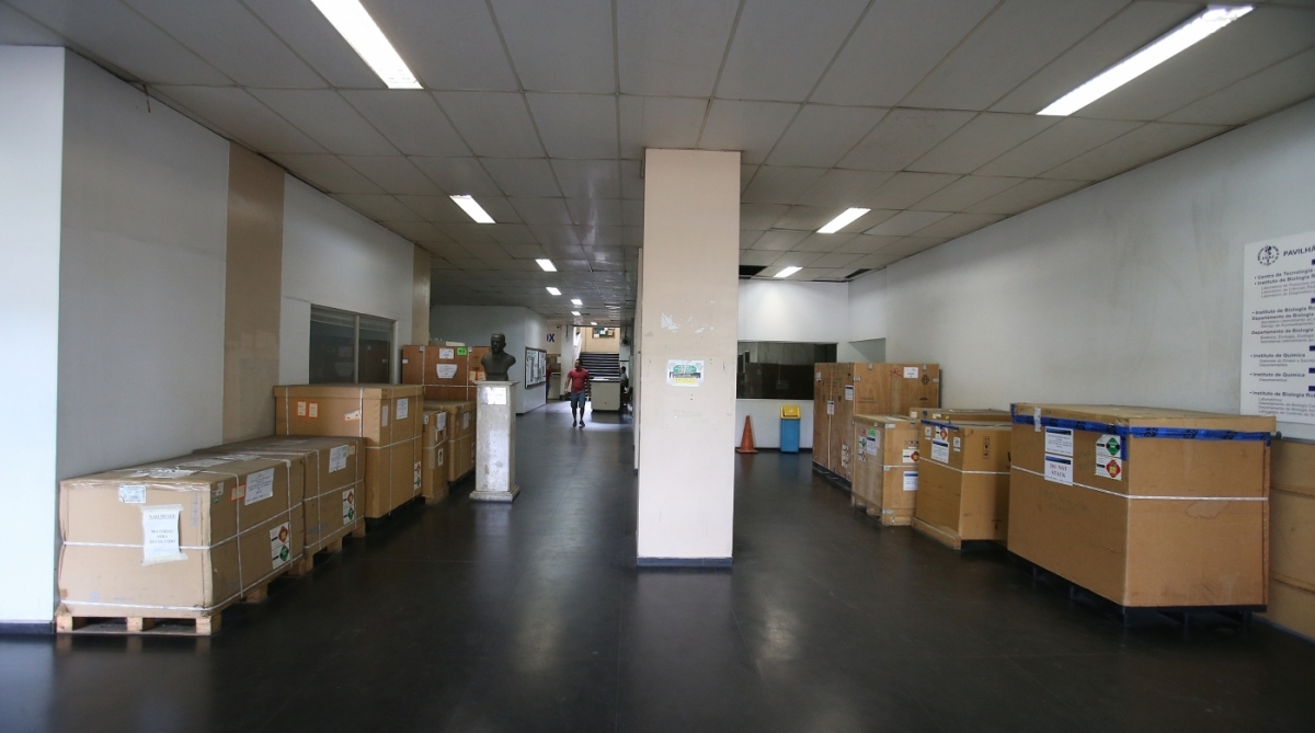 UERJ - MAt&eacute;ria sobre a crise na institui&ccedil;&atilde;o e como ela est&aacute; afetando nos trabalhos de pesquisa da univercidade. O Sub-reitor Egberto Gaspar de Moura em entrevista. Foto: Daniel Castelo Branco / Ag&ecirc;ncia O Dia