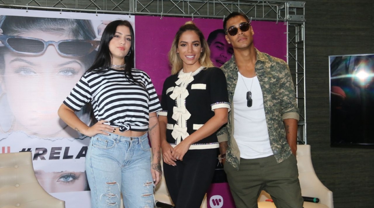 Anitta apresenta Clau e Micael