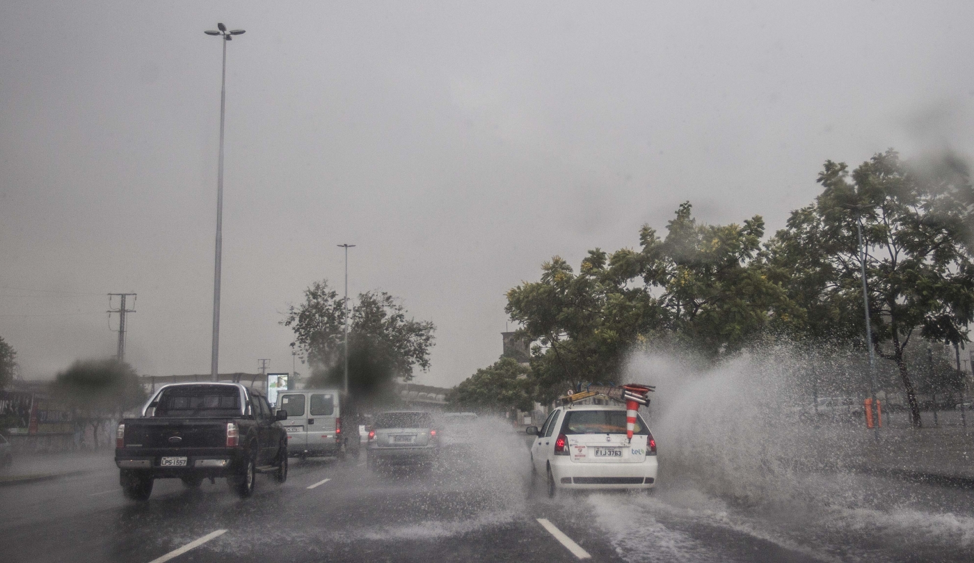 Chuva forte deve atingir o munic&iacute;pio do Rio nesta ter&ccedil;a-feira - Marcio Mercante / Agencia O Dia / Arquivo