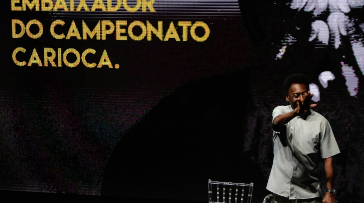 Pel&eacute; durante cerimonia de abertura do Campeonato Carioca 2018
