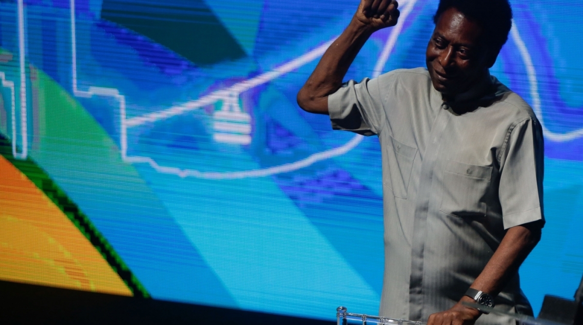 Pel&eacute; durante cerimonia de abertura do Campeonato Carioca 2018