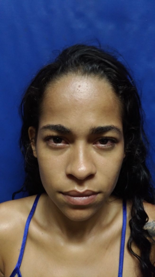 Jovem foi presa por esfaquear o ex-companheiro da avó - Divulgação