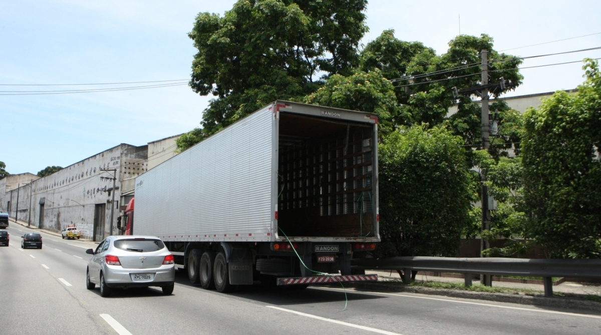 Roubo de carga no Rio bate recorde com mais de 10 mil ocorrências em 2017 - Estefan Radovicz/Agência O Dia