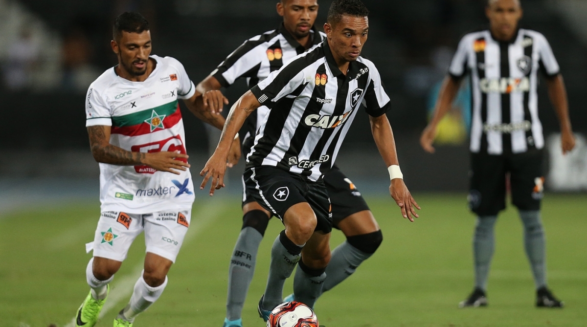 Felipe Conceic&atilde;o durante a partida entre Botafogo x Portuguesa no Estadio Nilton Santos, v&aacute;lida pela 1&ordf; Rodada da Ta&ccedil;a Guanabara (1&ordm; Turno do Campeonato Carioca). Foto: Vitor Silva / SSPress / Botafogo