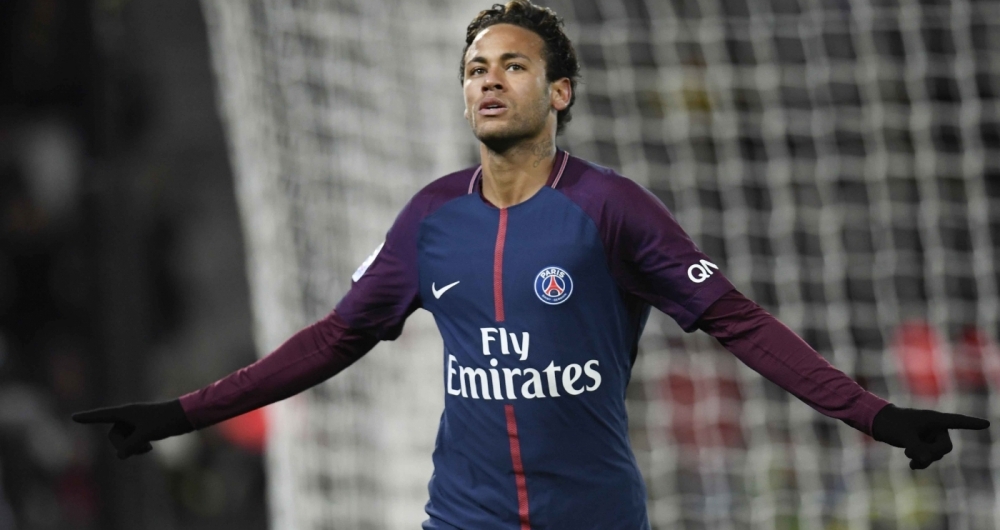 Neymar voltou a ser criticado na França