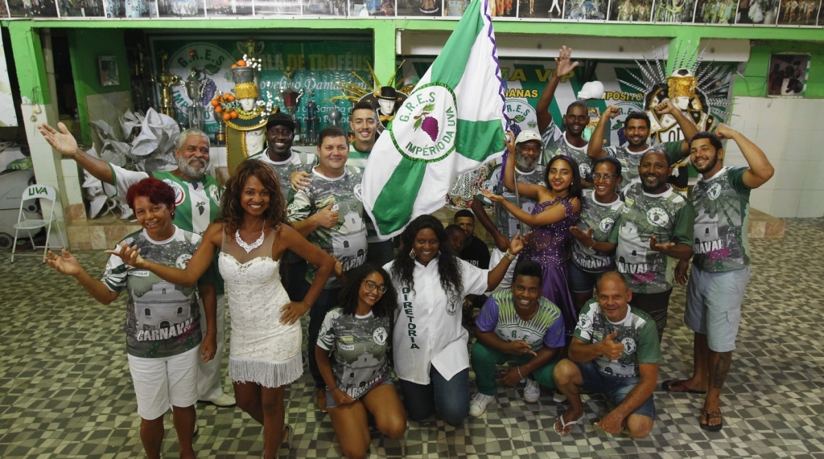 No Grêmio Recreativo Império da Uva cerca de 80% do que vai para o desfile está pronto - Alexandre Brum