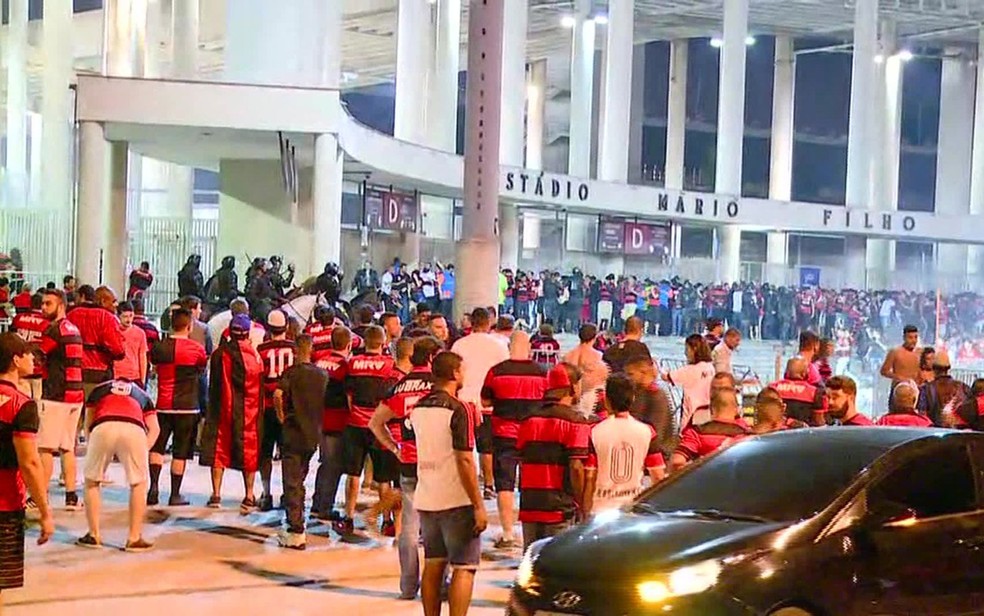 A confusão na final da Sul-Americana gera prejuízos ao Fla - Reprodução / Globonews