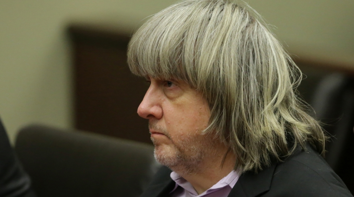 Louise Turpin durante o julgamento. Casal não se apresentou com o uniforme de presidiário 