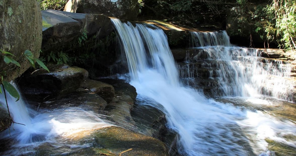 Cachoeira Sete Quedas em Maca�