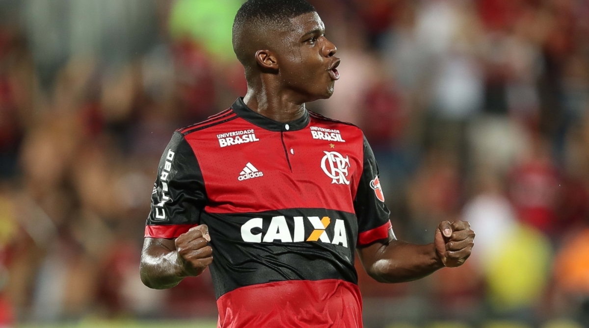 Lincoln &eacute; uma promessa da base do Flamengo - Gilvan de Souza / Flamengo