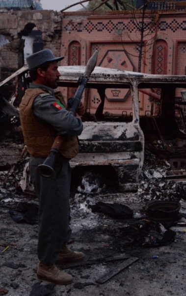 Estado Isl&acirc;mico geralmente usa carro-bomba e granada nos atentados - AFP