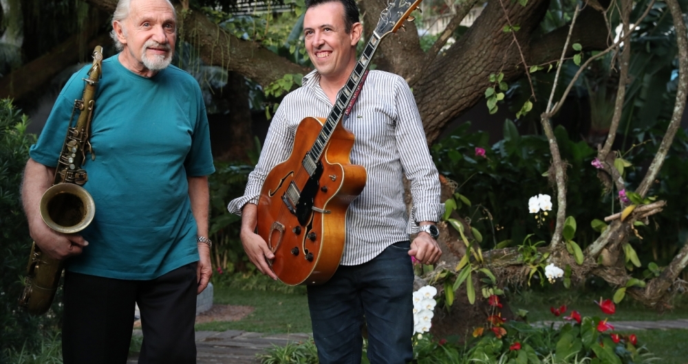 Hector Costita e Joseval Paes fazem show com clássicos da Bossa Nova