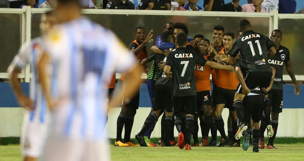 Partida entre Maca� x Botafogo no Est�dio Moacyrz�o, v�lida pela 3� Rodada da Ta�a Guanabara (1� Turno do Campeonato Carioca). Foto - Vitor Silva / SSPress / Botafogo