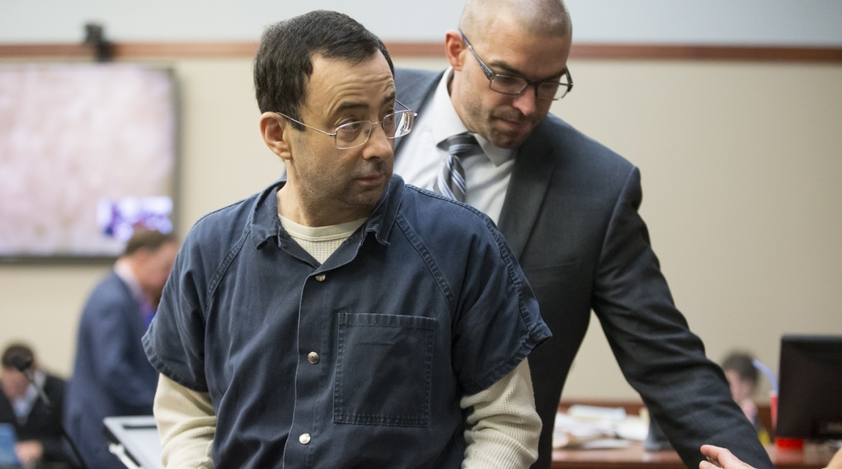 O médico Larry Nassar foi condenado pelos abusos sexuais contra dezenas de atletas. A pena é de 40 a 175 anos de prisão - AFP