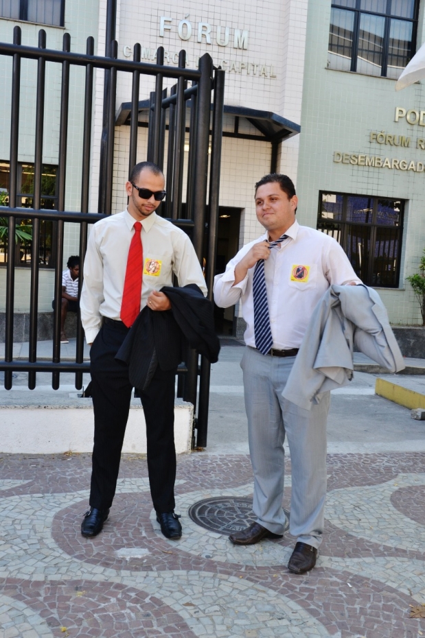 Caarj faz campanha pelo fim do uso do paletó no verão - Divulgação