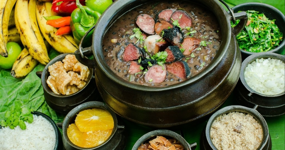 Tradicional feijoada acontece no s�bado de Carnaval