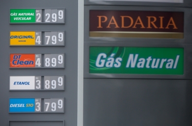 Após gasolina, diesel e botijão, GNV bate recorde de preço em 20 anos