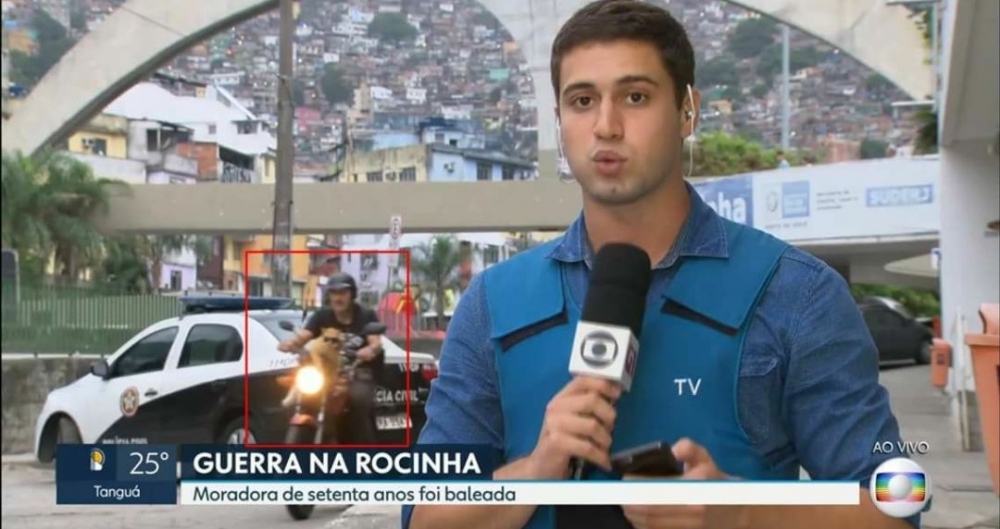 Chiquinho, o gato motoqueiro da Rocinha que viralizou