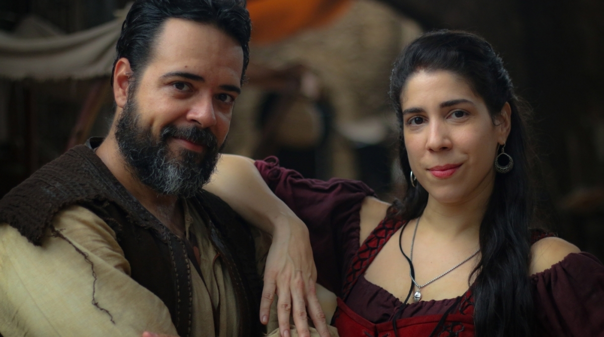 Claudio Garcia como Helvio em 'Deus Salve o Rei'