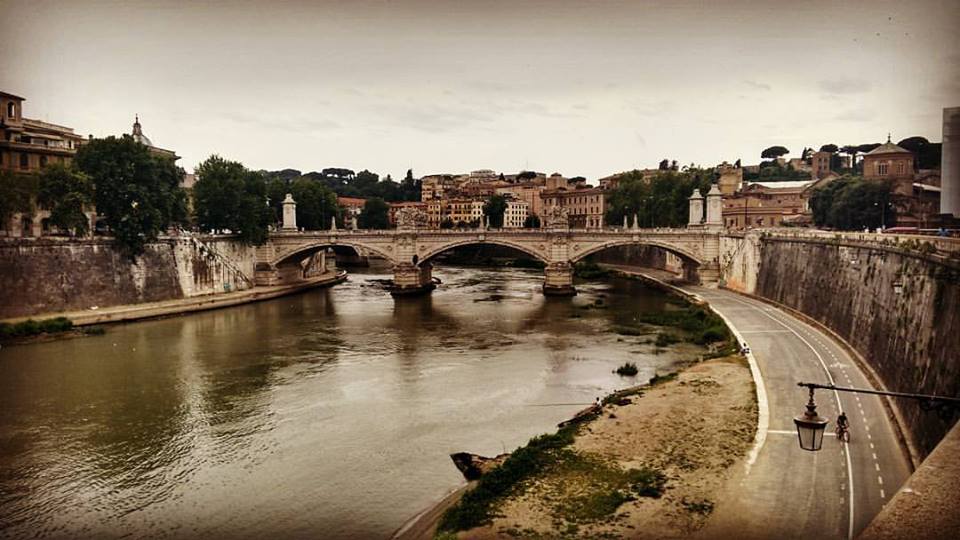 Rio Tibre, em Roma