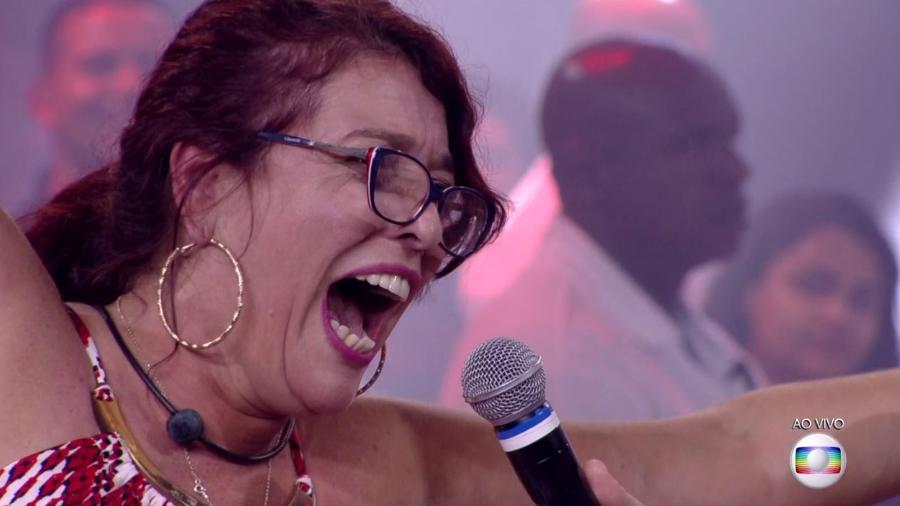 Mara grita 'Fora Temer' ao vivo ap�s ser eliminada do 'BBB 18'