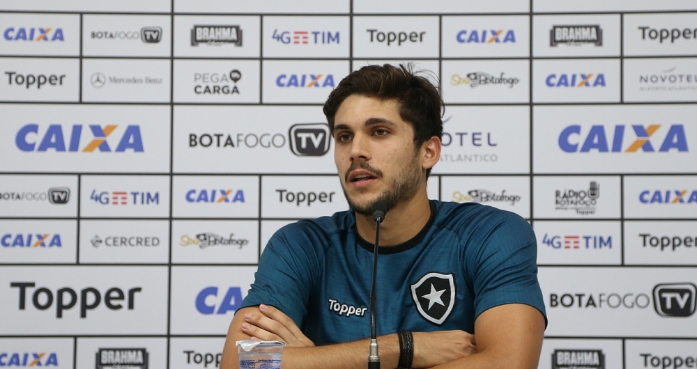 Igor Rabello está concentrado no Botafogo