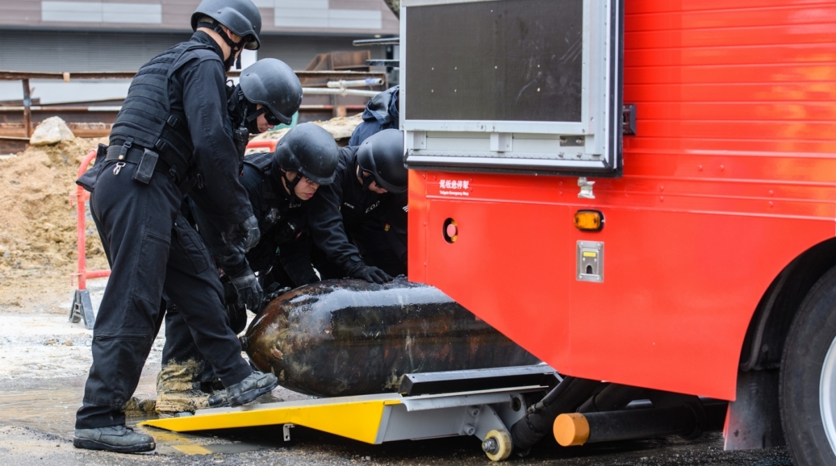 Bomba da Segunda Guerra Mundial é descoberta em Hong Kong