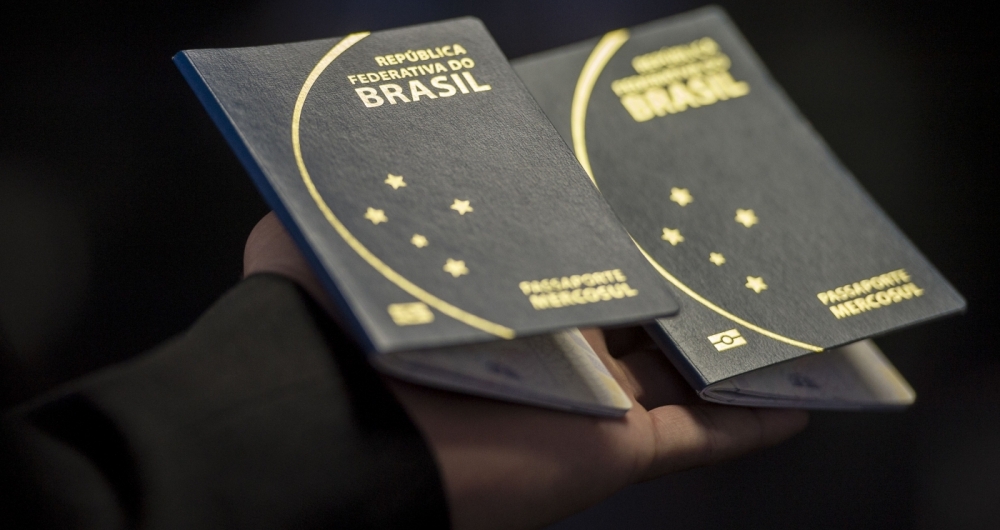 O passaporte brasileiro atualmente tem validade de dez anos