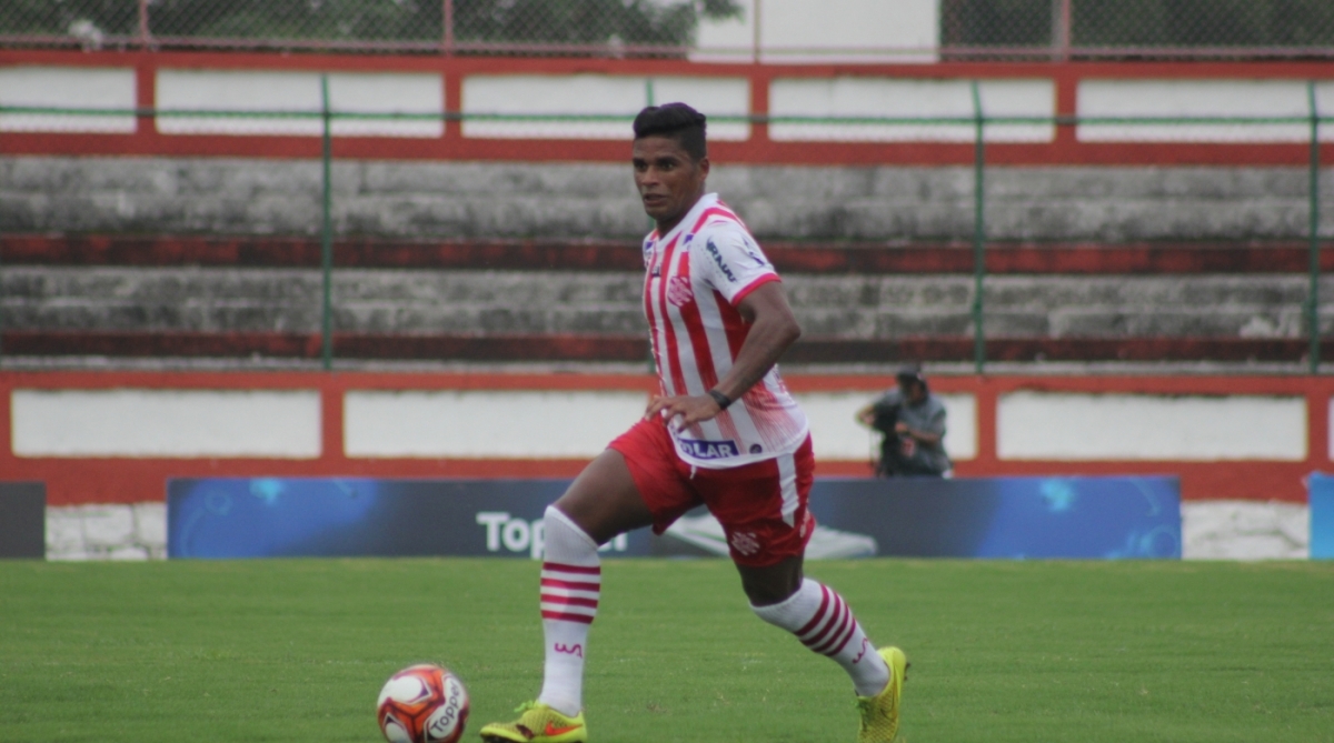 Almir, jogador do Bangu