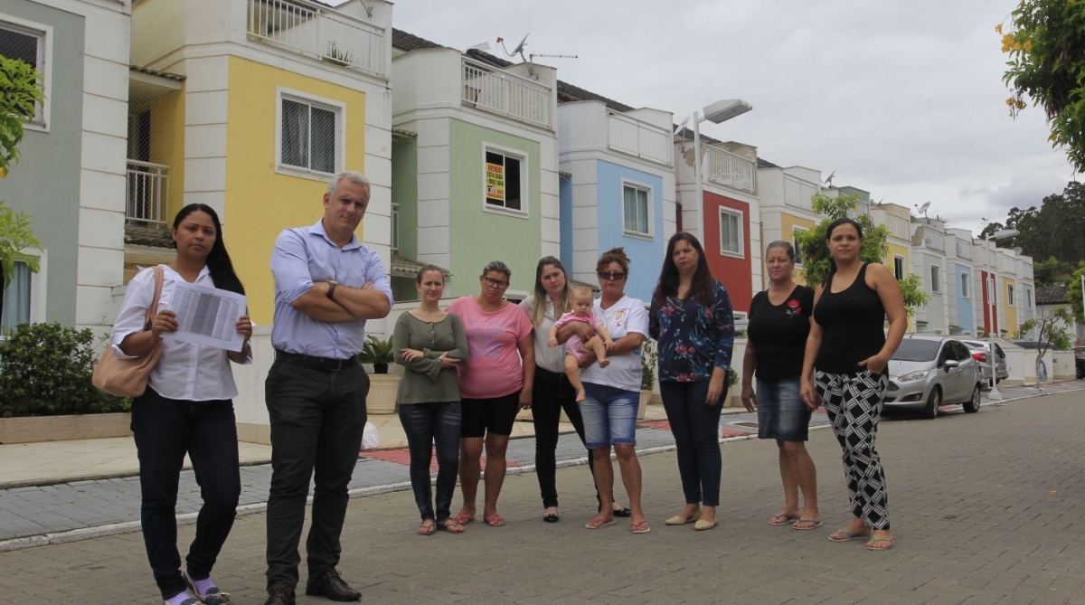 Condomínio Residências do Horto, no bairro da Luz, sofre há dois meses com problemas no abastecimento  - FOTOS Maíra Coelho 