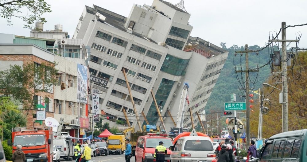 Quatro mortos e 145 desaparecidos no terremoto em Taiwan