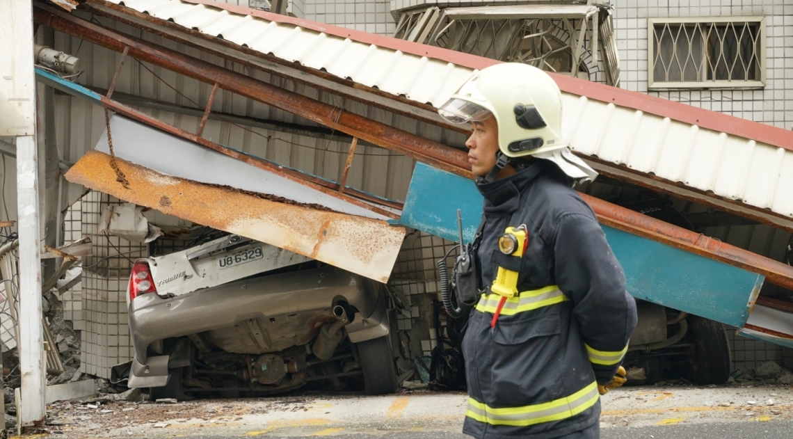  Quatro mortos e 145 desaparecidos no terremoto em Taiwan