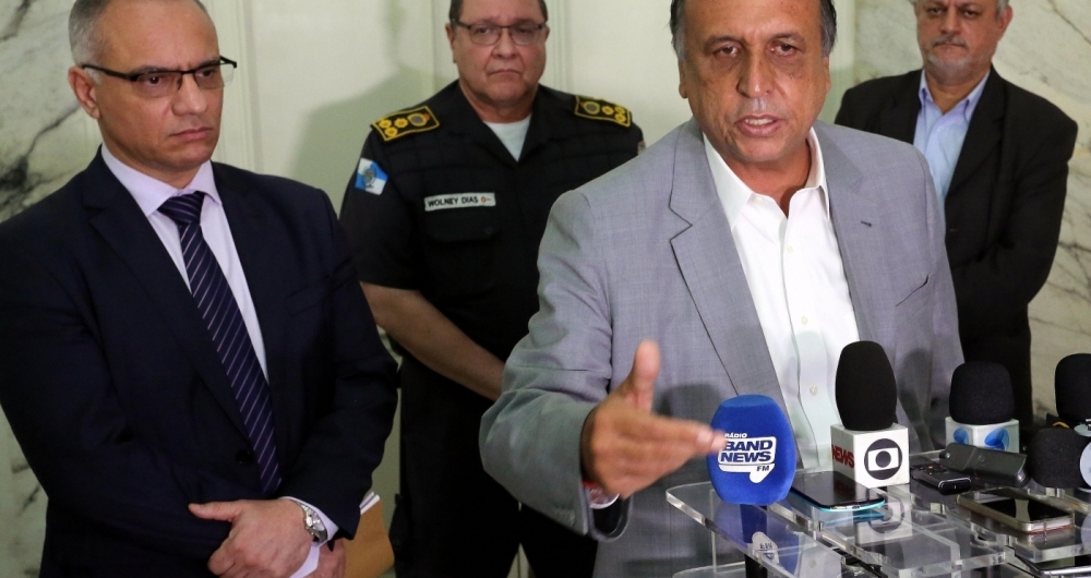 Governador tamb�m garantiu pagamento de atrasados da Seguran�a