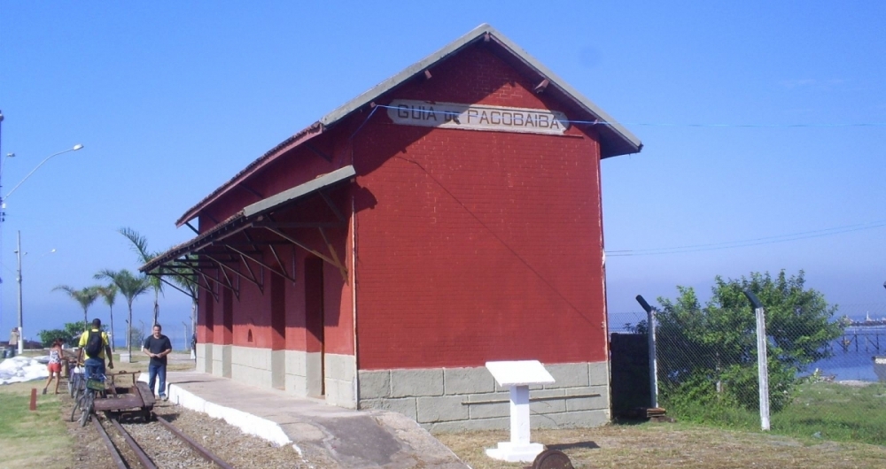 Patrim�nio Hist�rico, a estrada de ferro que fica em Mag� foi a primeira do Brasil, constru�da em 1854