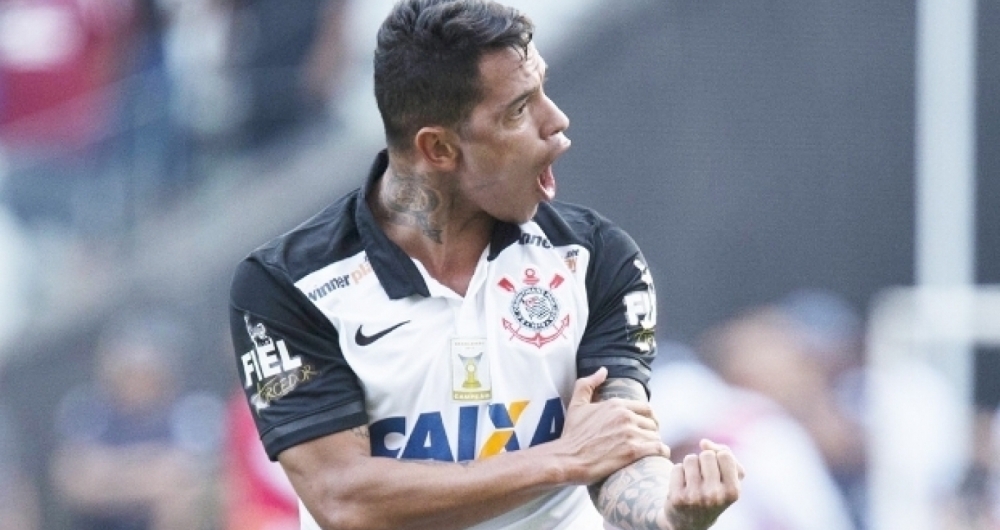 Giovanni Augusto refor�a o Vasco