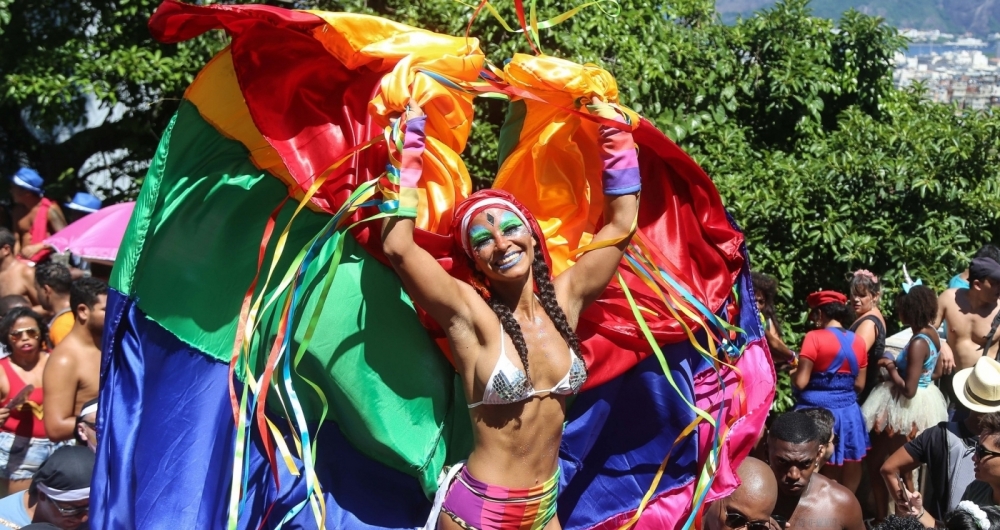 Carmelitas lan�ou samba contra intoler�ncia em Santa Teresa