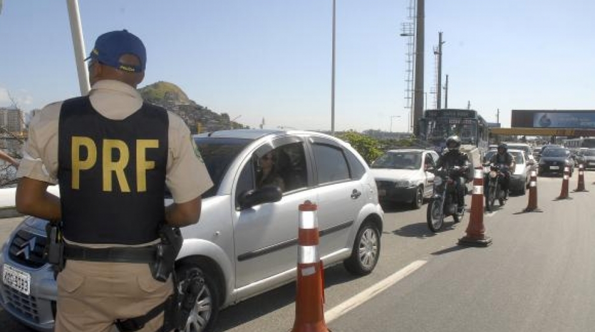 PRF flagra mais de 700 motoristas em excesso de velocidade nos dois  primeiros dias de Carnaval | Rio de Janeiro | O Dia