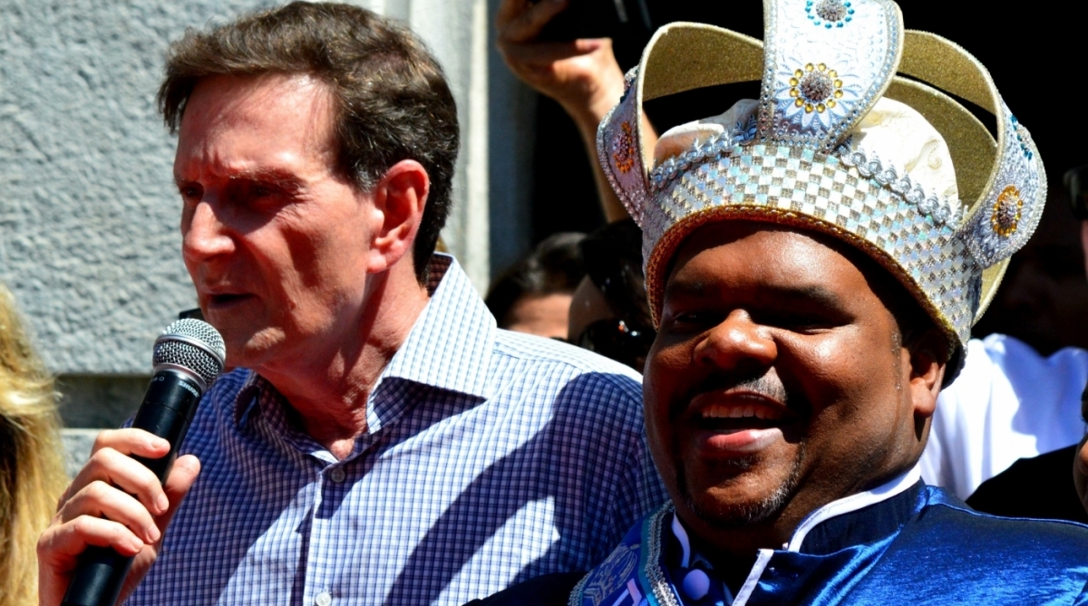 2018-02-09 - AG&Ecirc;NCIA DE NOT&icirc;CIA - PARCEIRO - Prefeito do Rio, Marcelo Crivella, participa da cerim&ocirc;nia da entrega da chave da cidade para o Rei Momo, no Pal&aacute;cio da Cidade, em Botafogo, Zona Sul do Rio