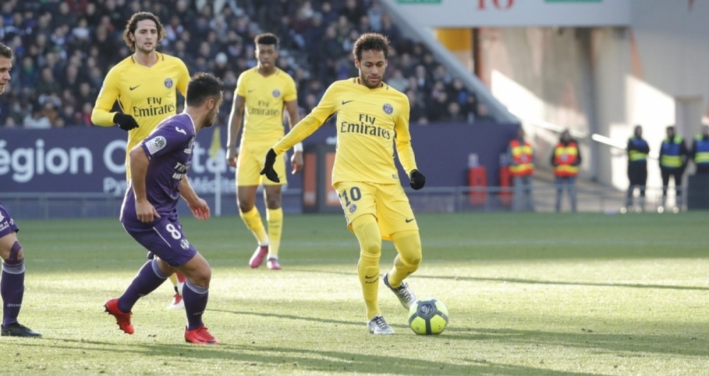 Neymar marcou o gol da vit�ria do PSG contra o Toulouse