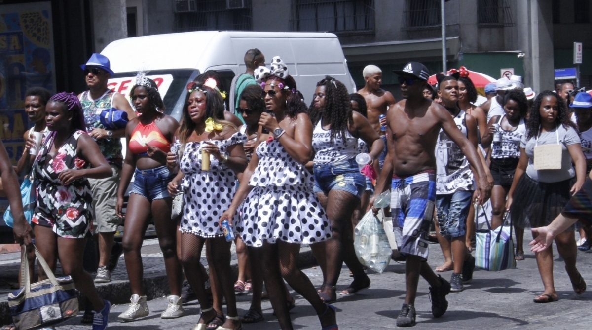10/02/2018 - AGÊNCIA DE NOTîCIA - PARCEIRO - Desfile do Cordão da Bola Preta, que este ano completa cem anos, no Centro do Rio, neste sábado (10)