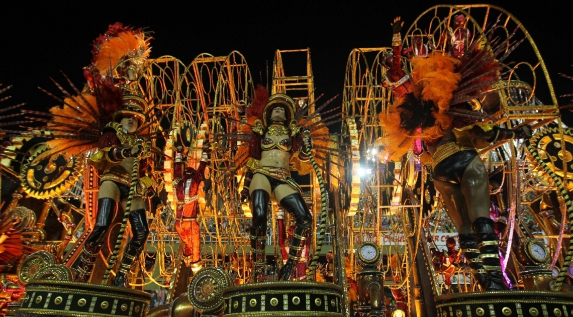 Carnaval 2018 - Desfile das Escolas do Grupo A na Marques de Sapuca�. G.R.E.S. Unidos do Viradouro