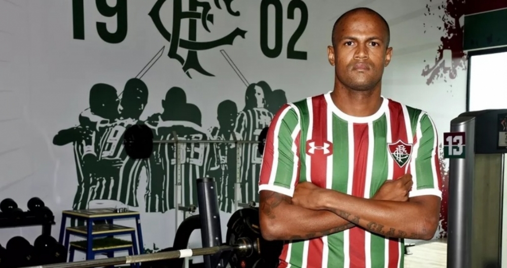 Airton j� jogou por Flamengo e Botafogo