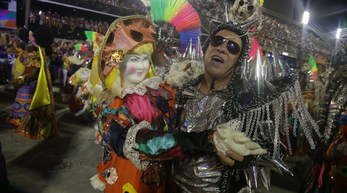 Beija-Flor leva s&eacute;rie de cr&iacute;ticas &agrave; pol&iacute;tica brasileira para a Sapuca&iacute;