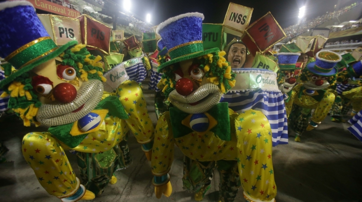 Desfile da Beija-Flor de Nil&oacute;polis
