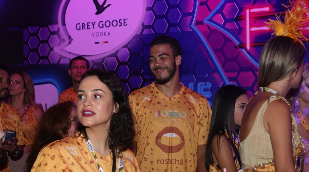 Ronald, filho de Ronaldo, assiste ao show de Ludmilla