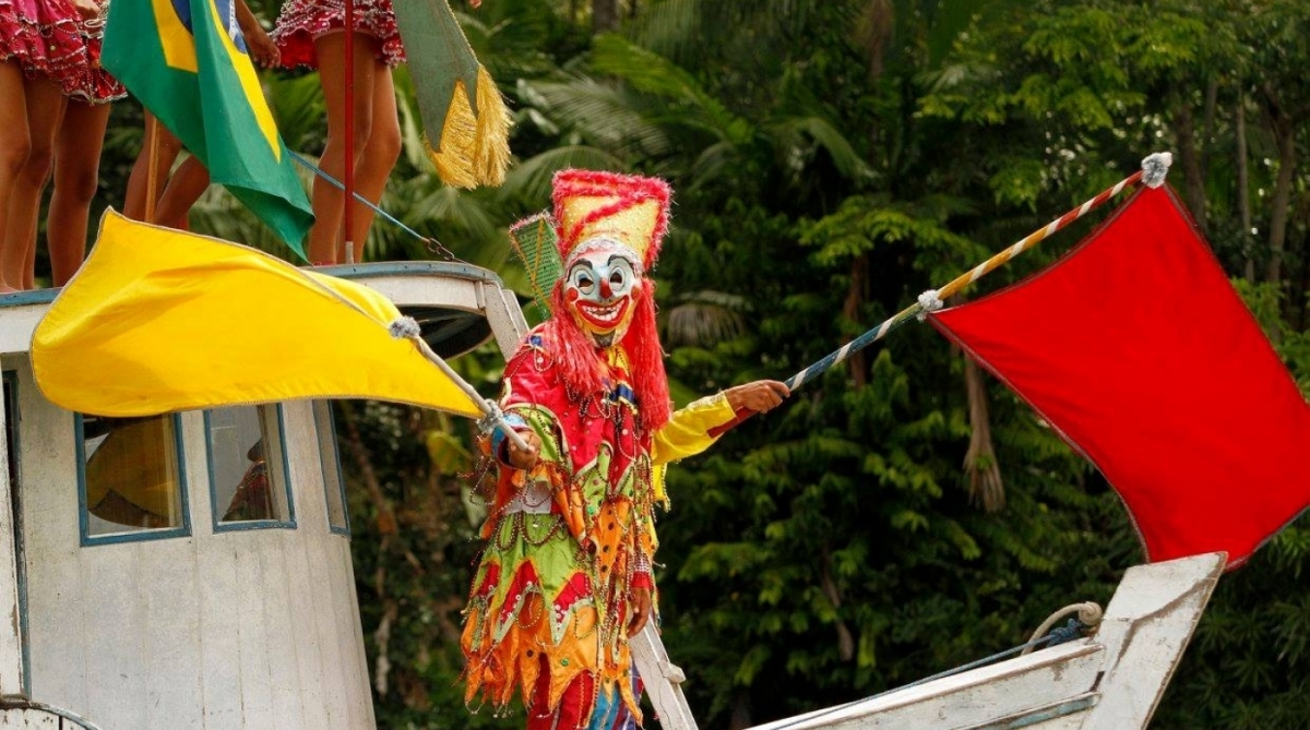 Carnaval na Floresta na comunidade de Juaba , vila de Cametá, no Pará. Crianças homenageiam animais do imaginário Amazônico no Bloco da Bicharada.